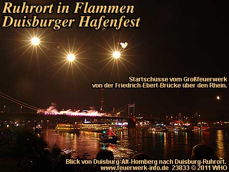 Ruhrort in Flammen, Duisburger Hafenfest. Startschüsse vom Großfeuerwerk von der Friedrich-Ebert-Brücke über den Rhein.